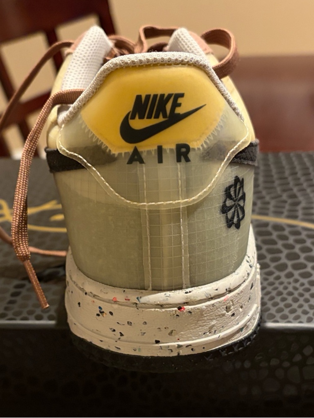 Nike Low-Top Sneakers - Dusty Pink & Black Swoosh - Picture 3 of 6